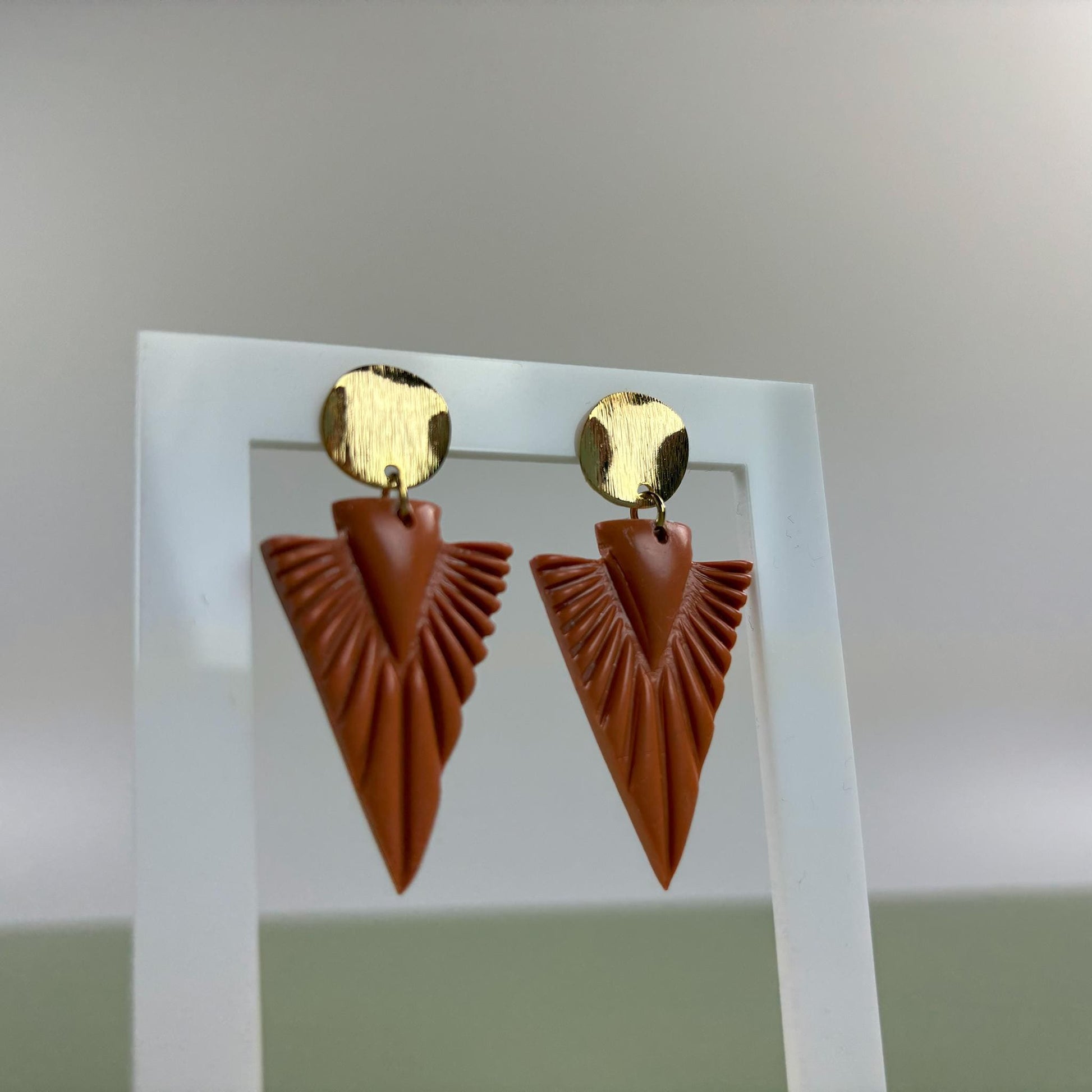 Fold Arrow - elegante Ohrringe - vergoldete Edelstahl Ohrringe - handgefertigt